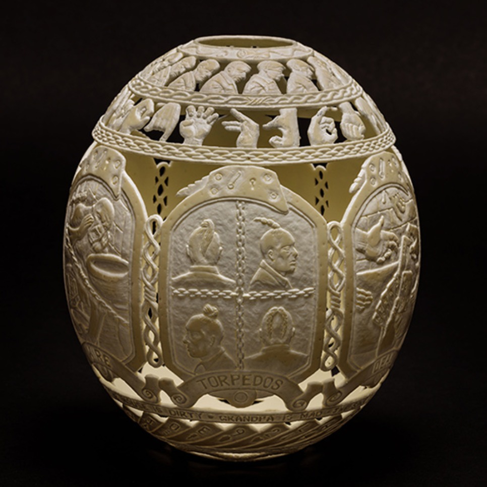 Intricate Carvings On Ostrich Eggs By Gil Batle (13)