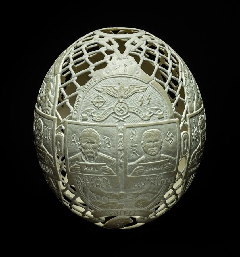 Intricate Carvings On Ostrich Eggs By Gil Batle (16)