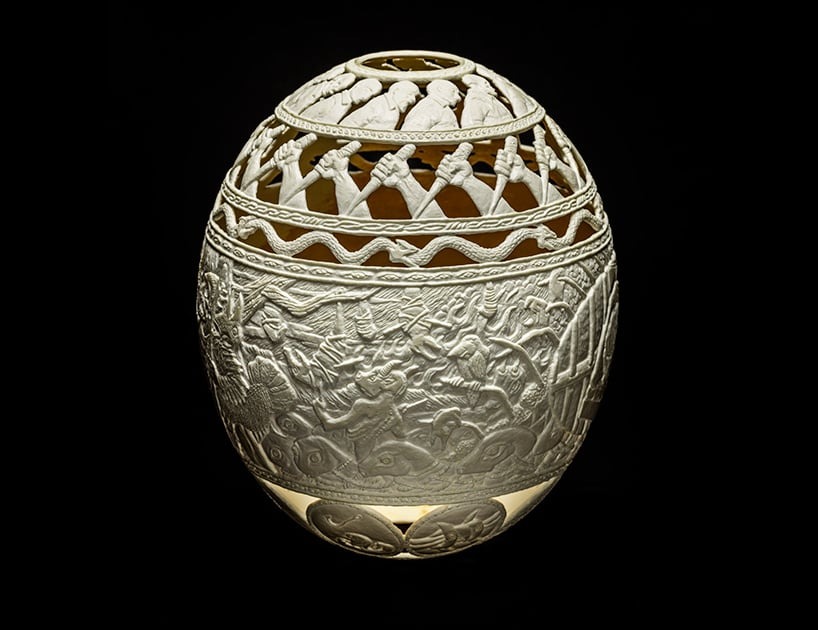 Intricate Carvings On Ostrich Eggs By Gil Batle (2)