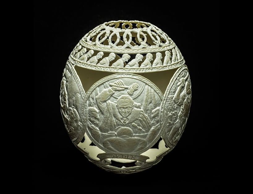 Intricate Carvings On Ostrich Eggs By Gil Batle (6)