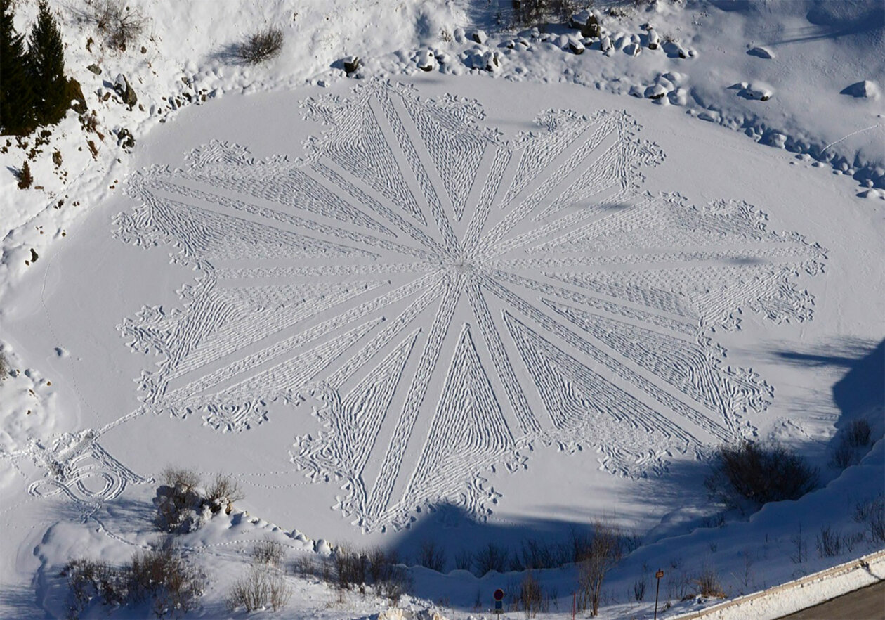 Large Scale Snow Drawings By Simon Beck (21)