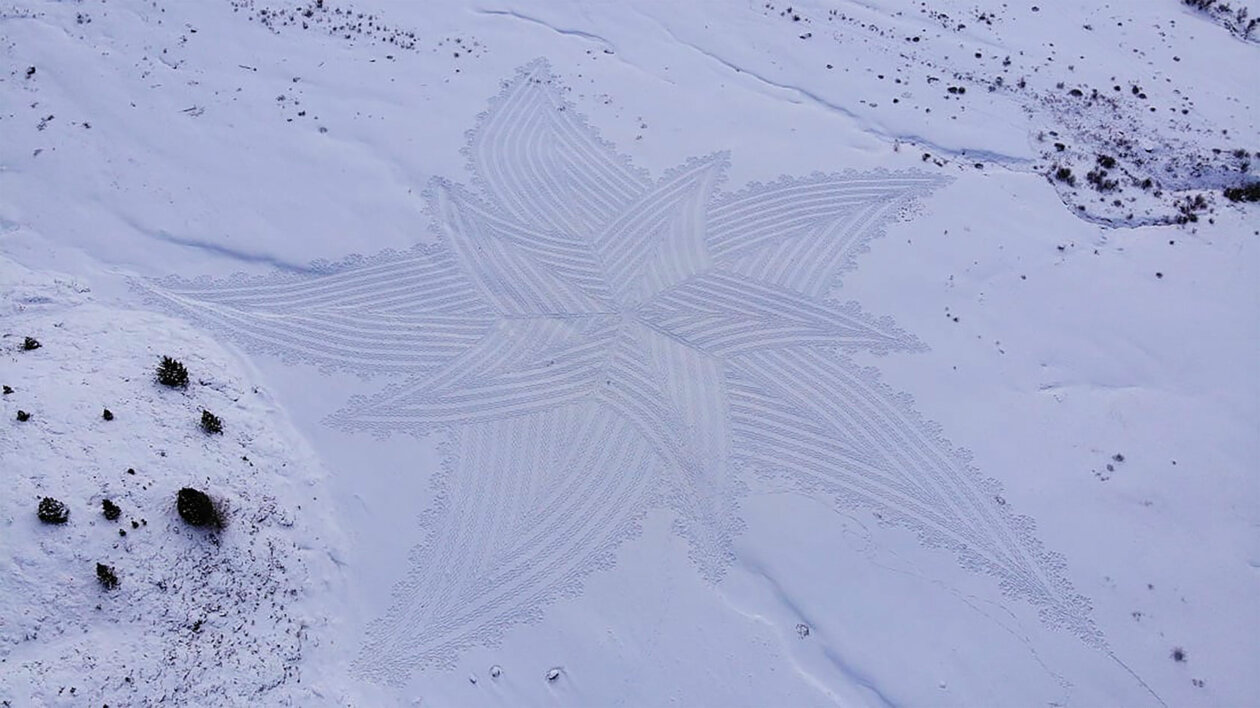 Large Scale Snow Drawings By Simon Beck (3)