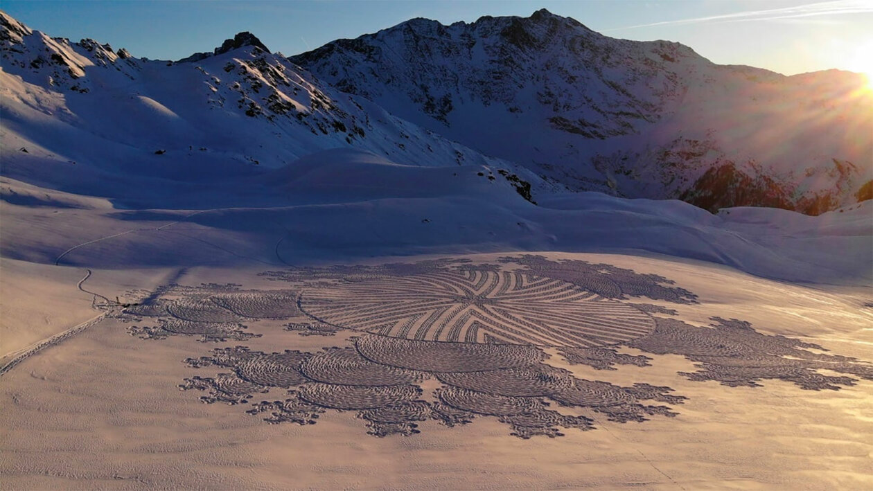 Large Scale Snow Drawings By Simon Beck (4)