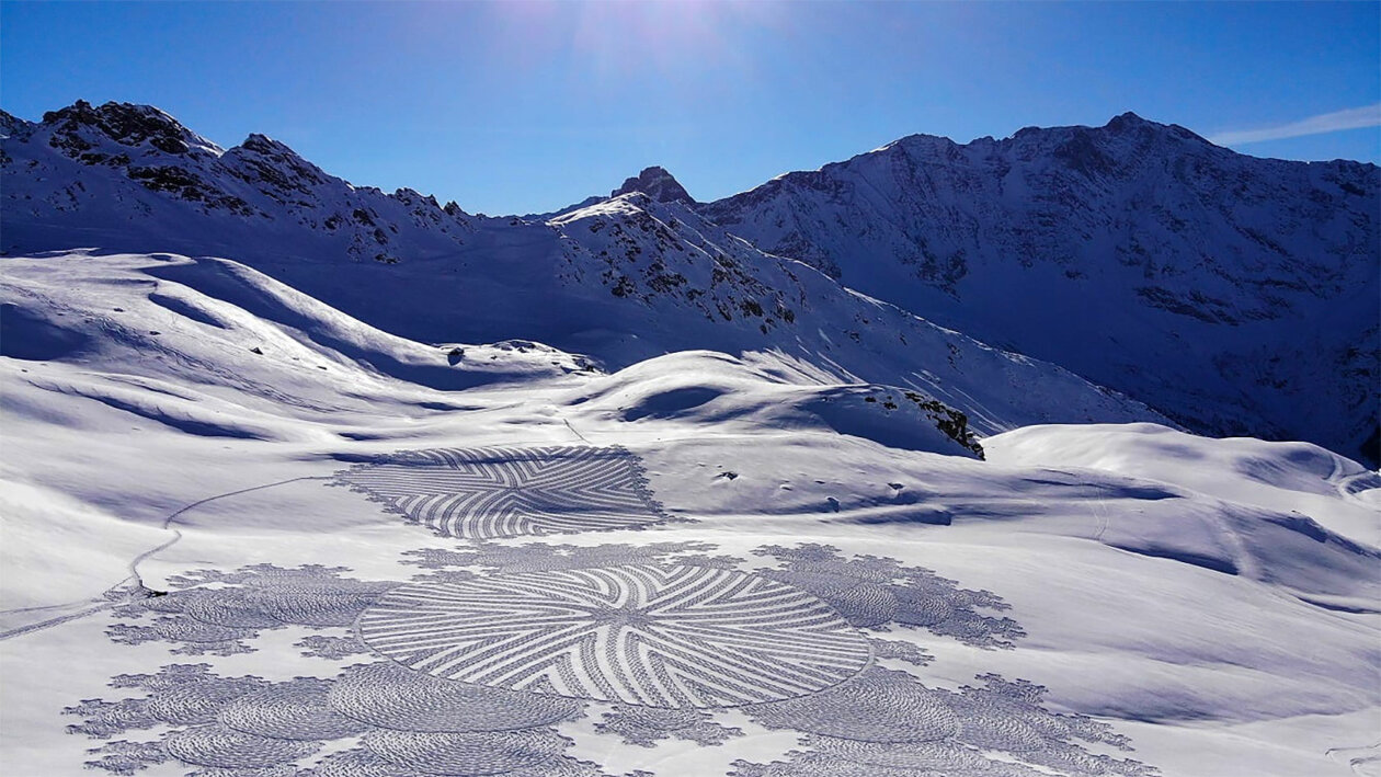 Large Scale Snow Drawings By Simon Beck (6)