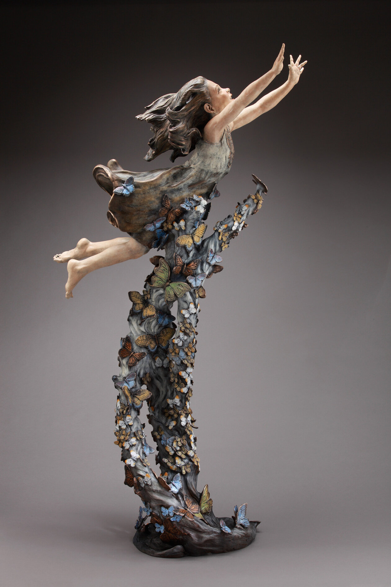Poetic Figurative Bronze Sculptures By Angela Mia De La Vega (1)