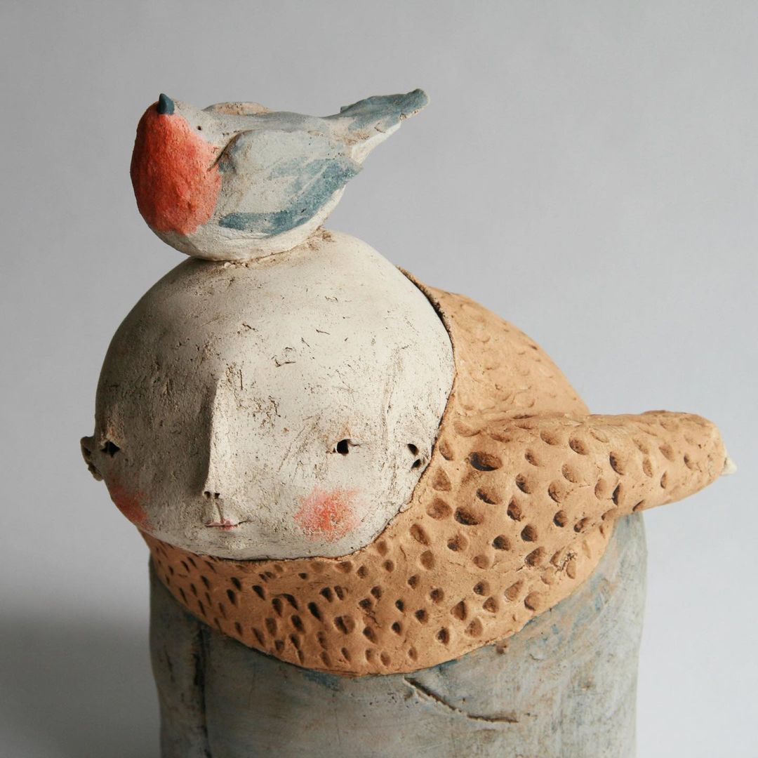 Poetic Figurative Ceramic Sculptures By Anne Sophie Gilloen (26)