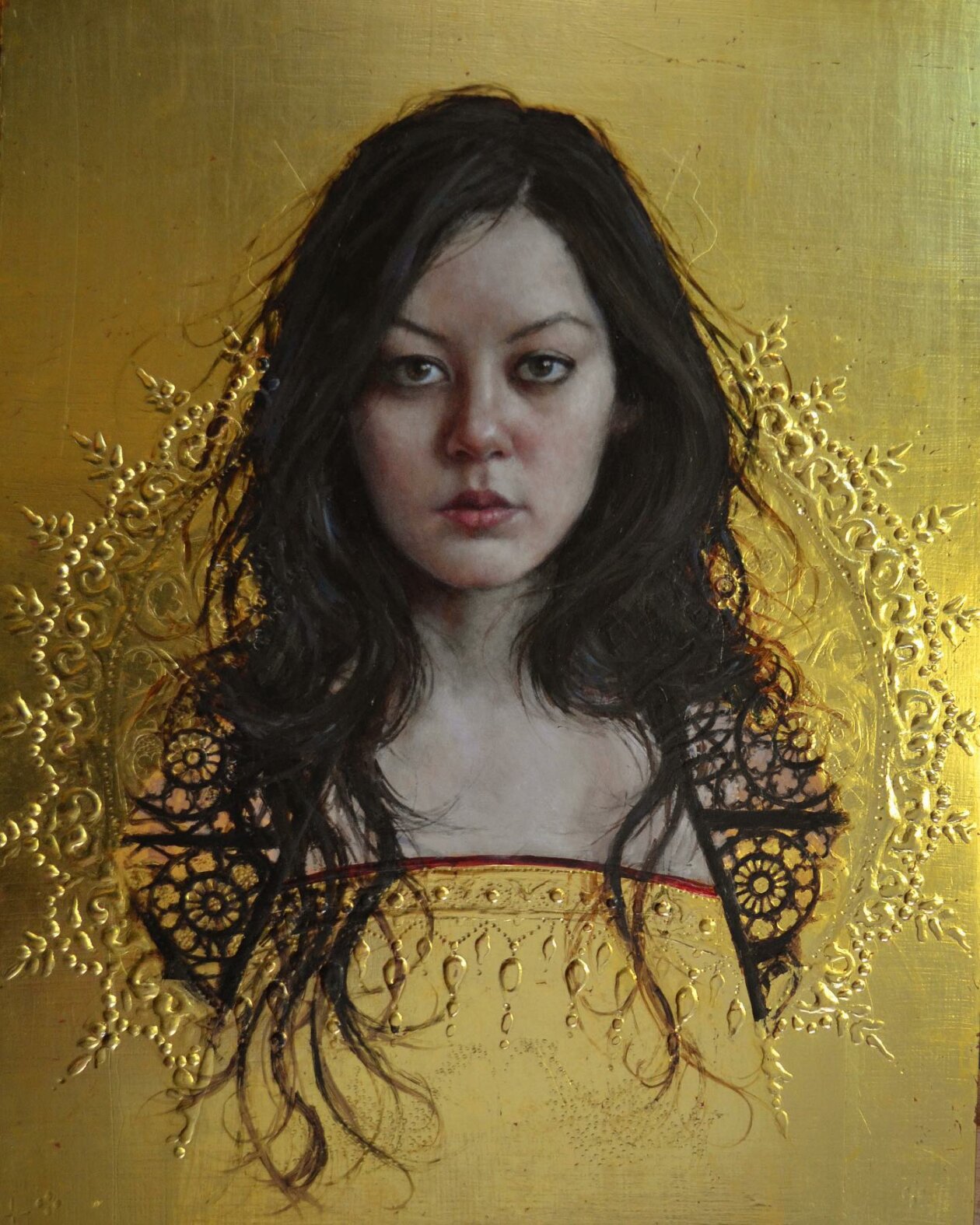 Realistic Figurative Paintings With Gold Ornaments By Stephanie Rew (2)