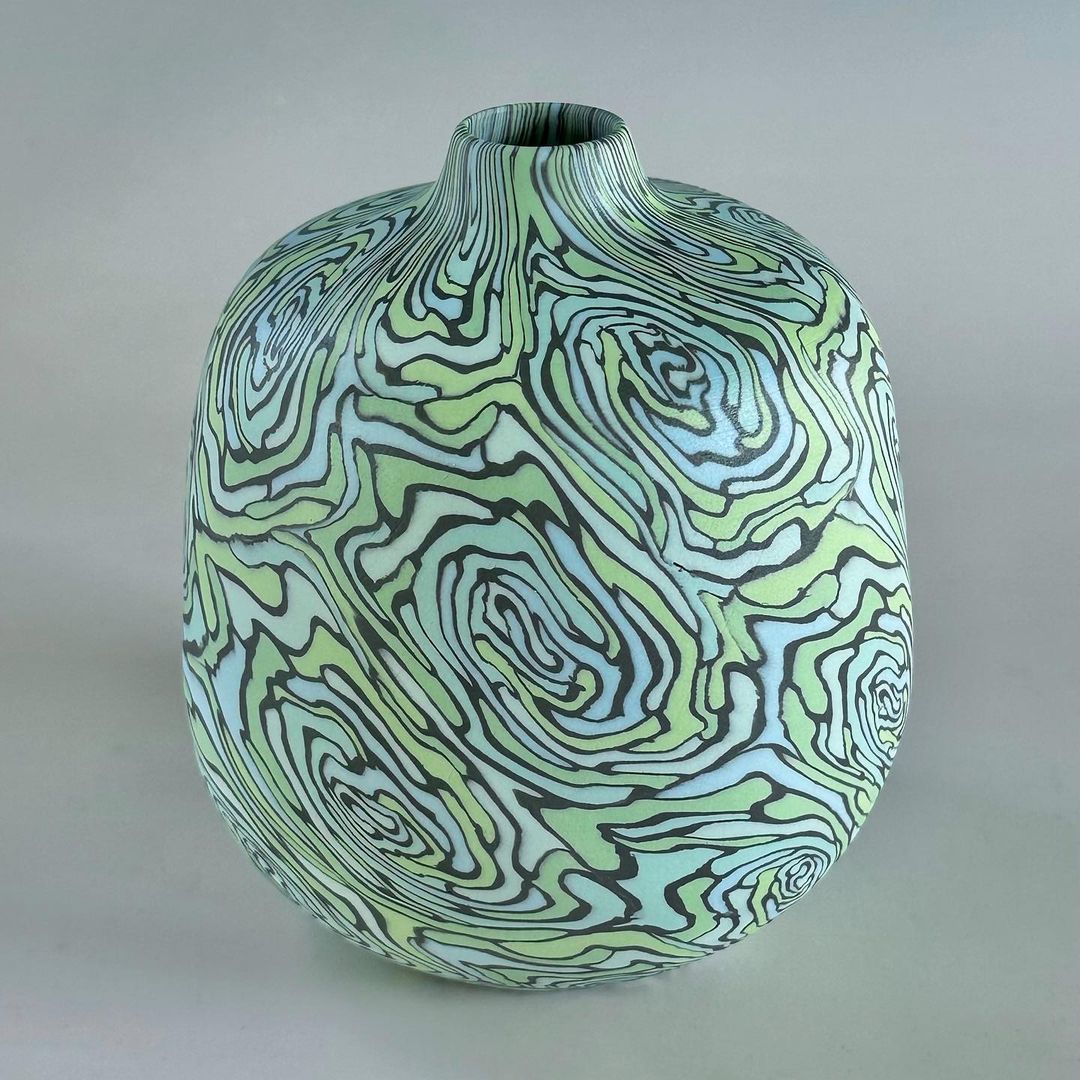 Gorgeous Ceramics Decorated With Abstract Patterns By Robert Hessler (23)