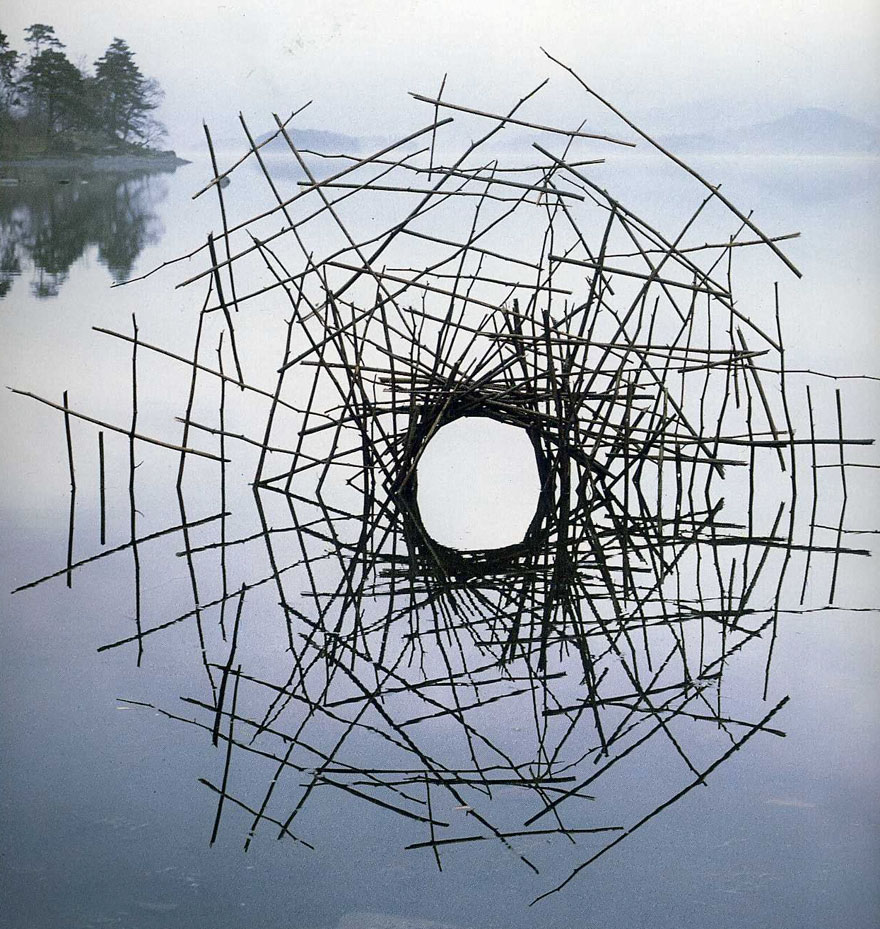 The Outstanding Land Art Of Andy Goldsworthy (21)