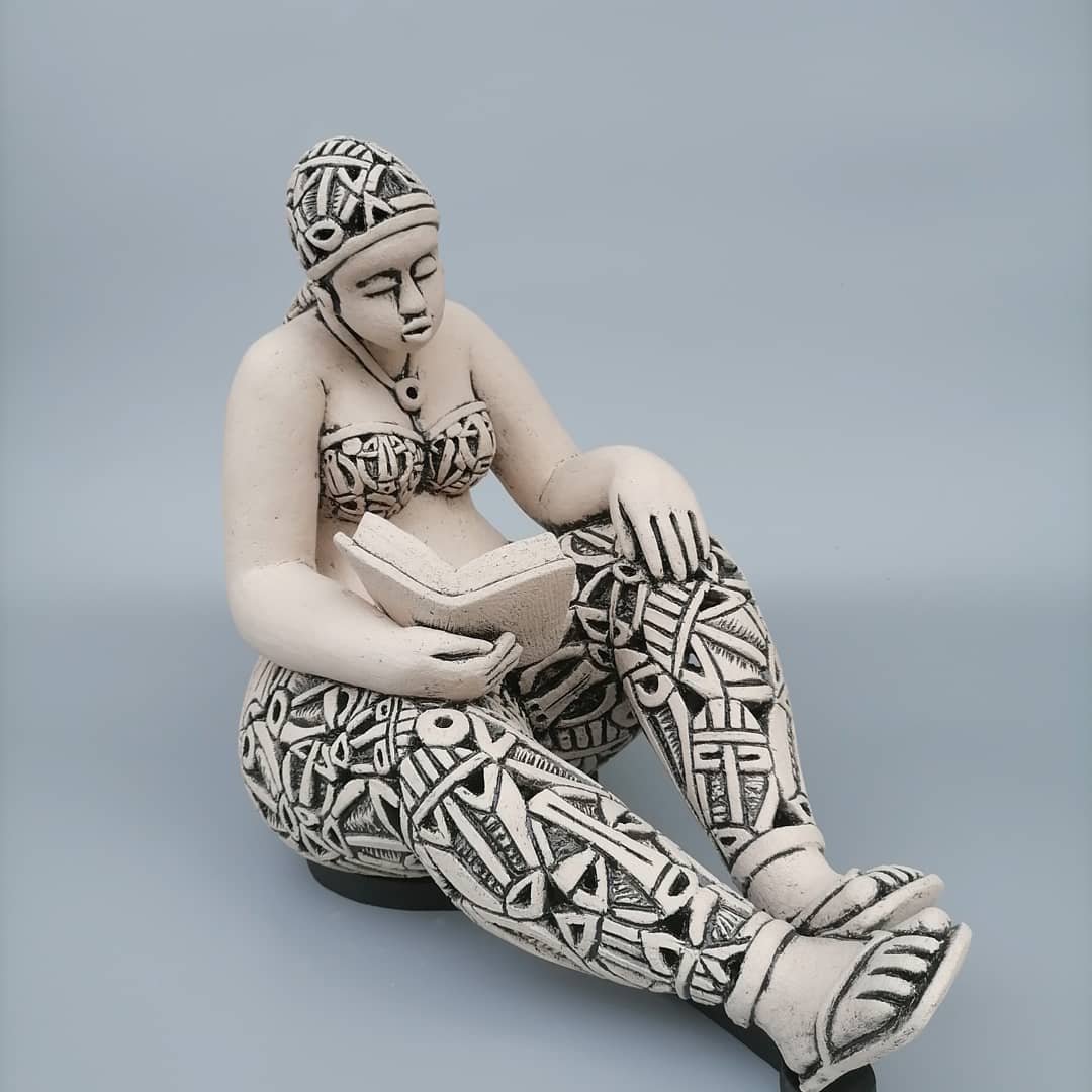 African Identity, Marvelous Ceramic Sculptures By Djakou Kassi Nathalie (8)