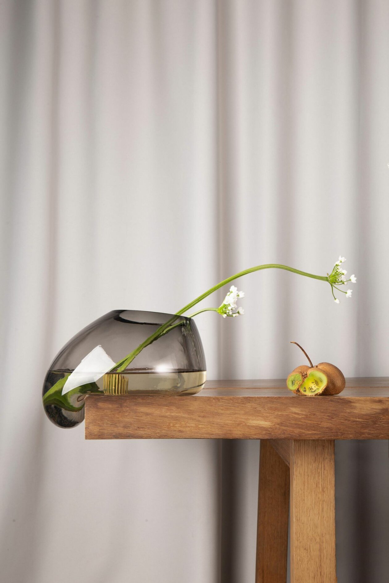 Gutta, A Melting Glass Vase Series By Kateryna Sokolova (3)