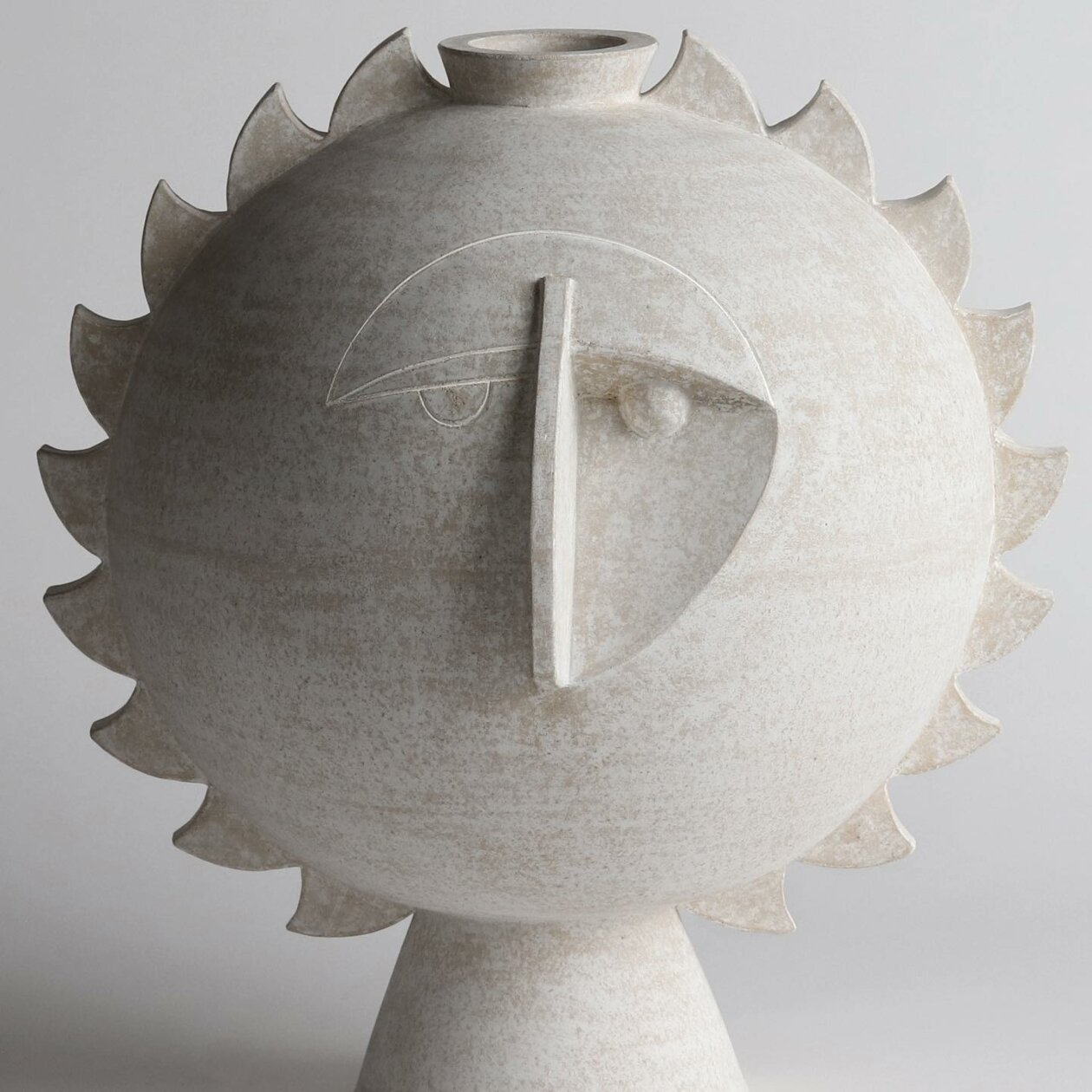 Elegant Sculptural Ceramics By Eric Roinestad (22)