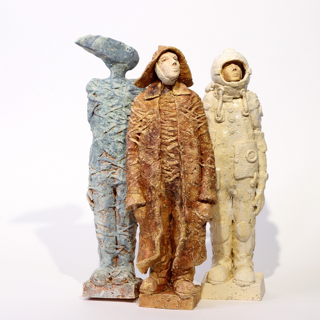 Surreal Figurative Sculptures By Arek Szwed 35