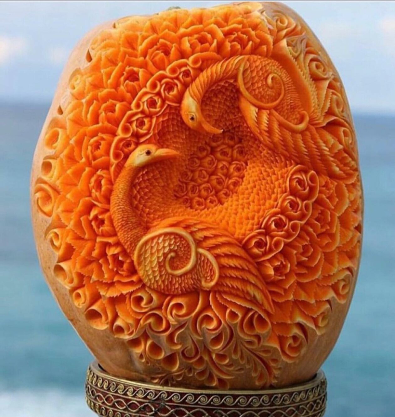Superb Fruit And Vegetable Carvings By Daniele Barresi 21