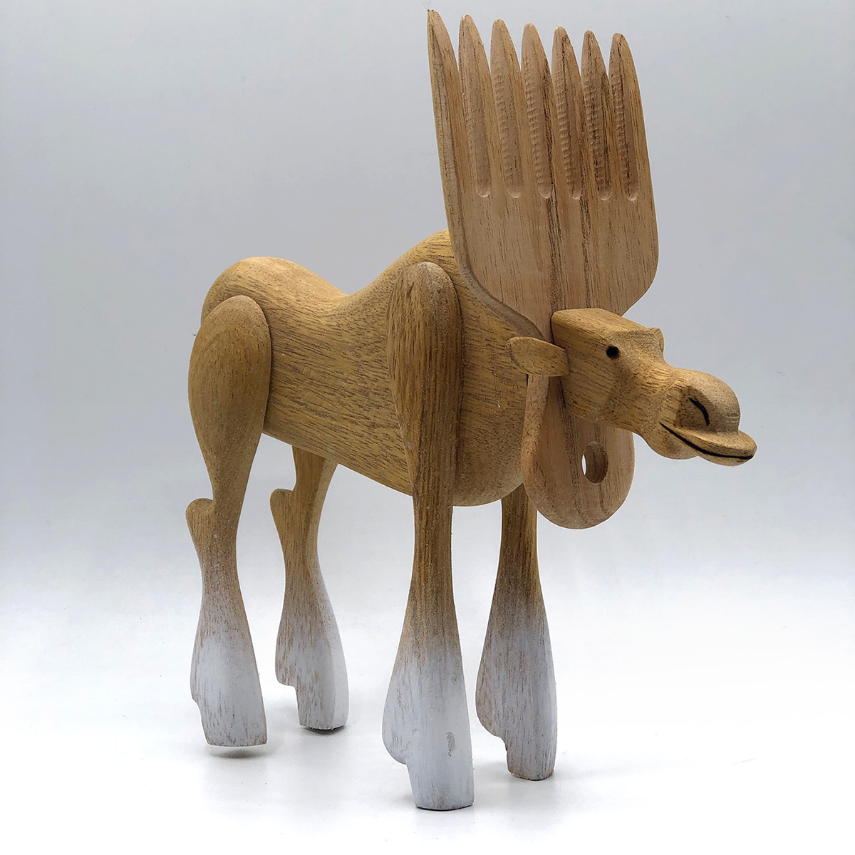 Animal Wood Sculptures By Hugo Horita (2)