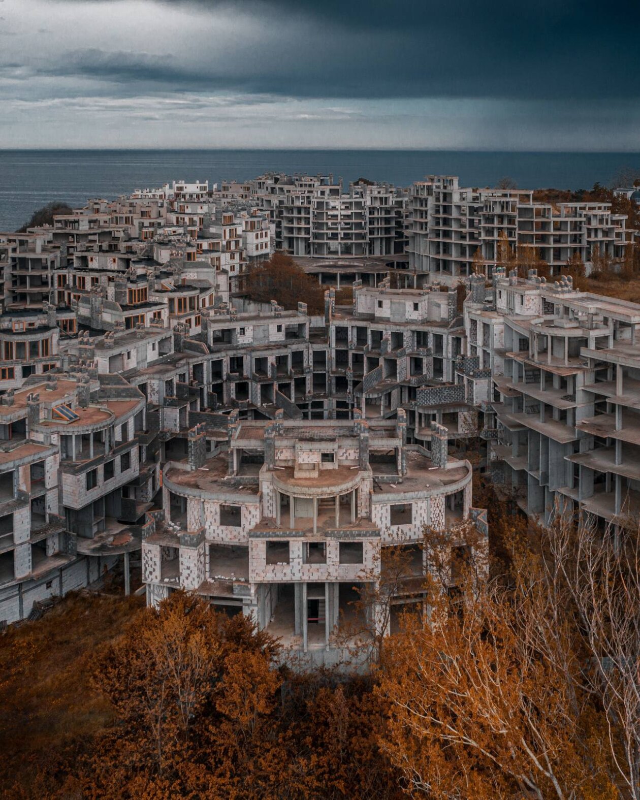 Expired Architecture, A Photography Series By Dimitar Karanikolov (16)