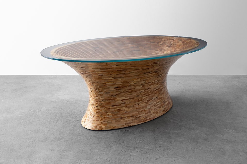 Elegant Sculptural Objects And Furniture By Richard Haining (5)