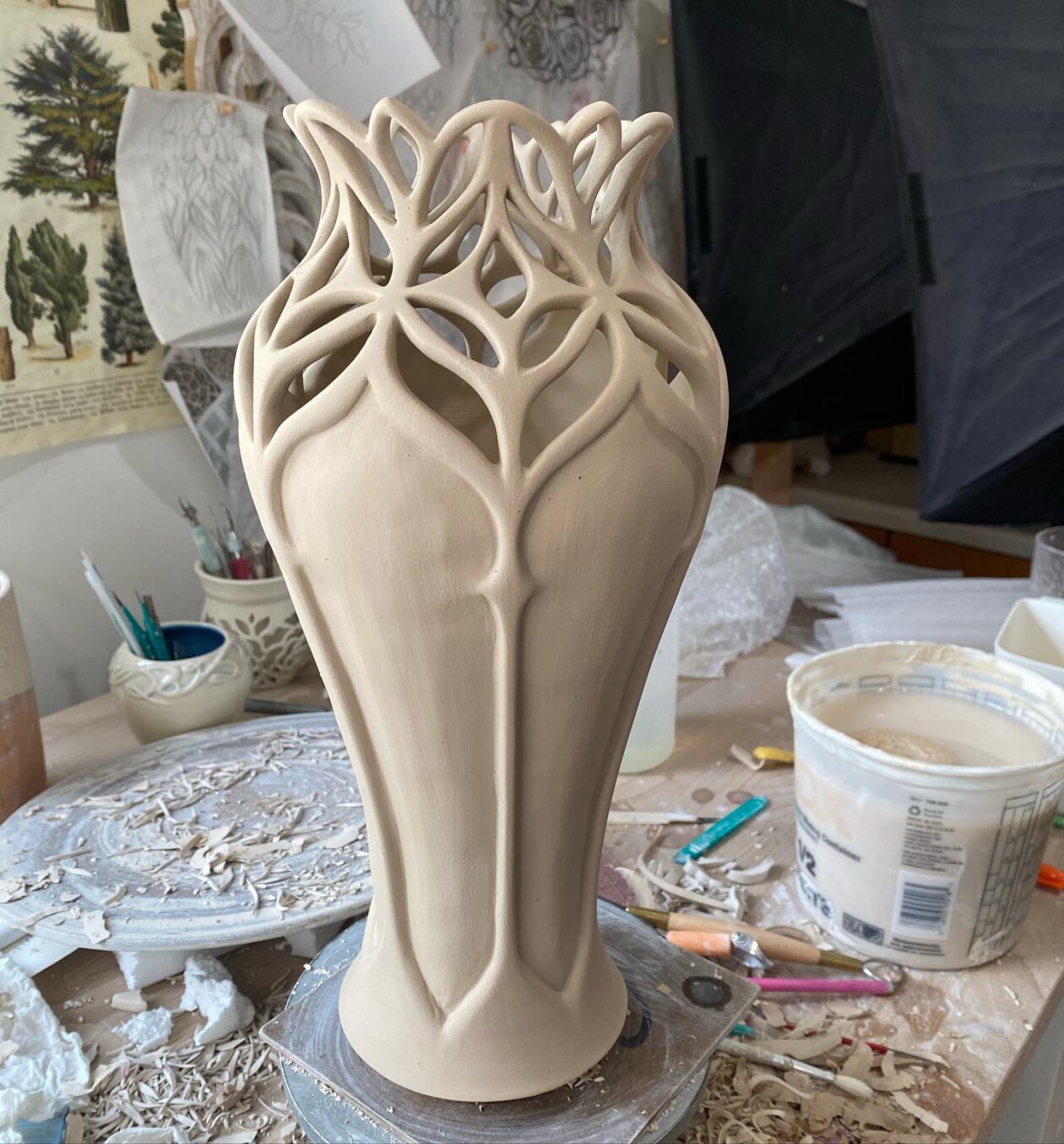 Detailed Hand Carved Porcelain Pieces By Annie Quigley (18)