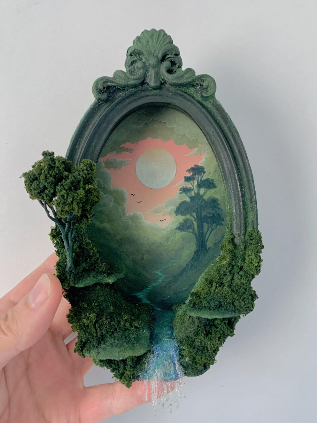 Magical Handmade Miniatures And Dioramas By Caroline Dewison (10)