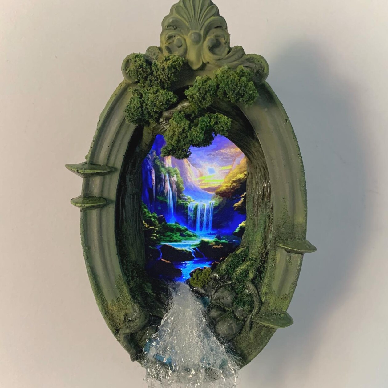 Magical Handmade Miniatures And Dioramas By Caroline Dewison (5)