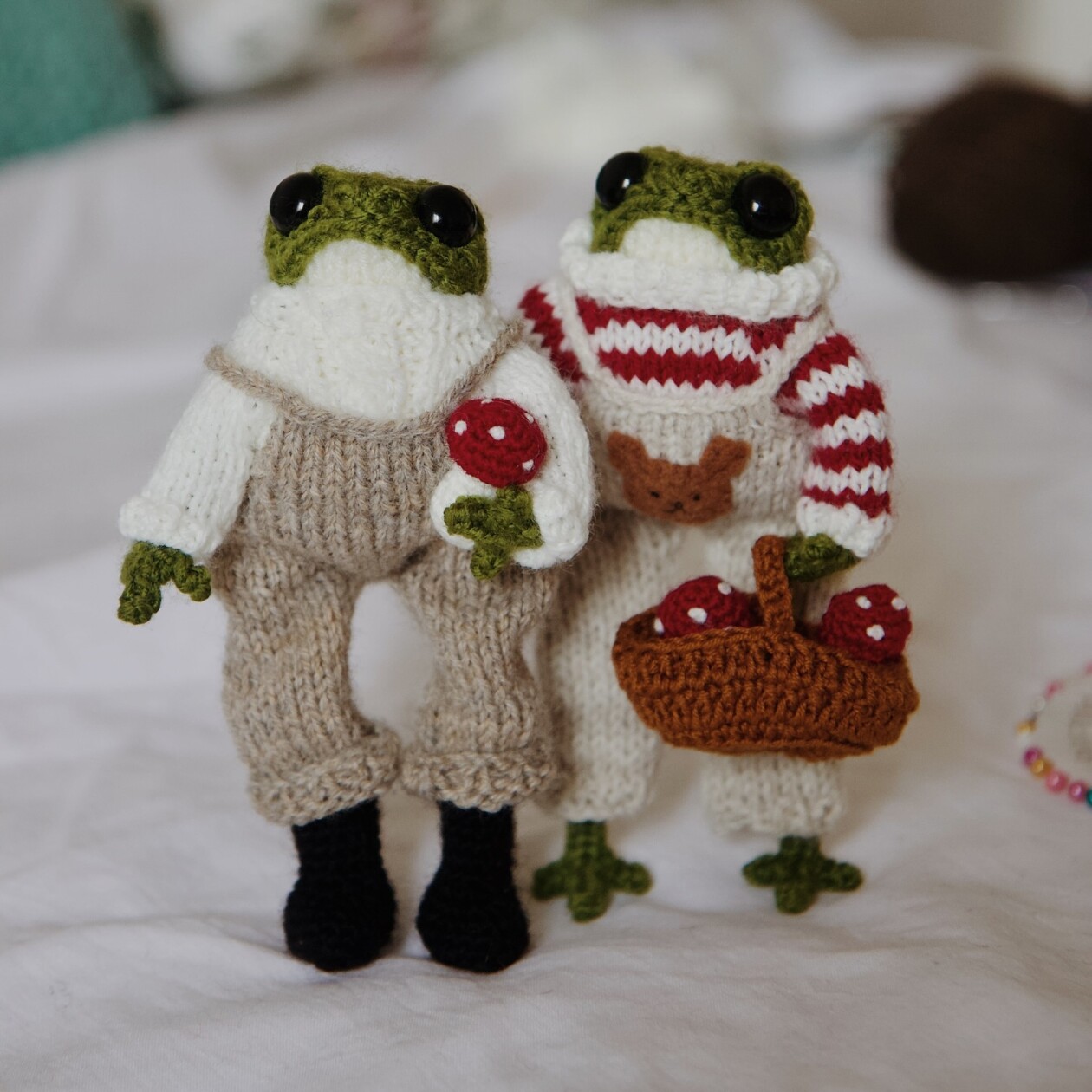 Enchanting Anthropomorphized Frog Crochet Patterns By Elliot (13)