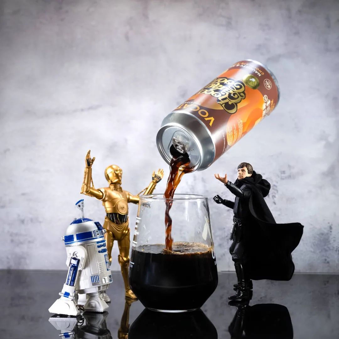 Action Shots Of Pop Culture Characters With Drinks By Andrea (18)