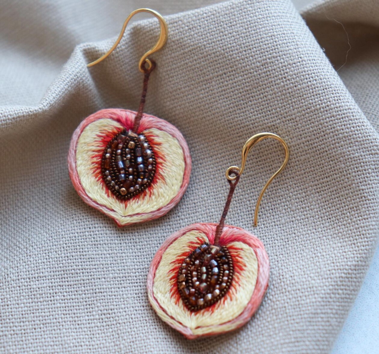 Eye Catching Handmade Embroidered Earrings By Vivaembr (13)