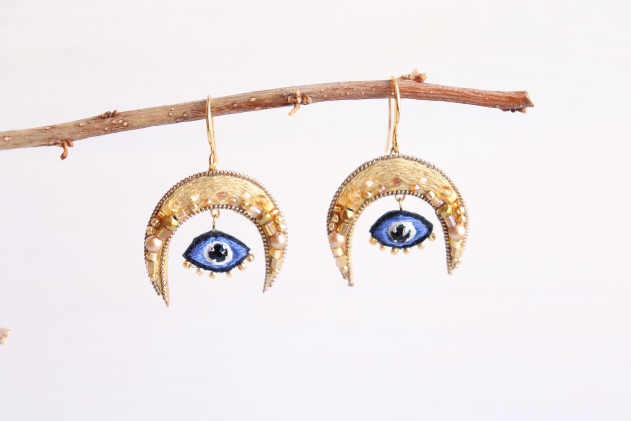 Eye Catching Handmade Embroidered Earrings By Vivaembr (5)