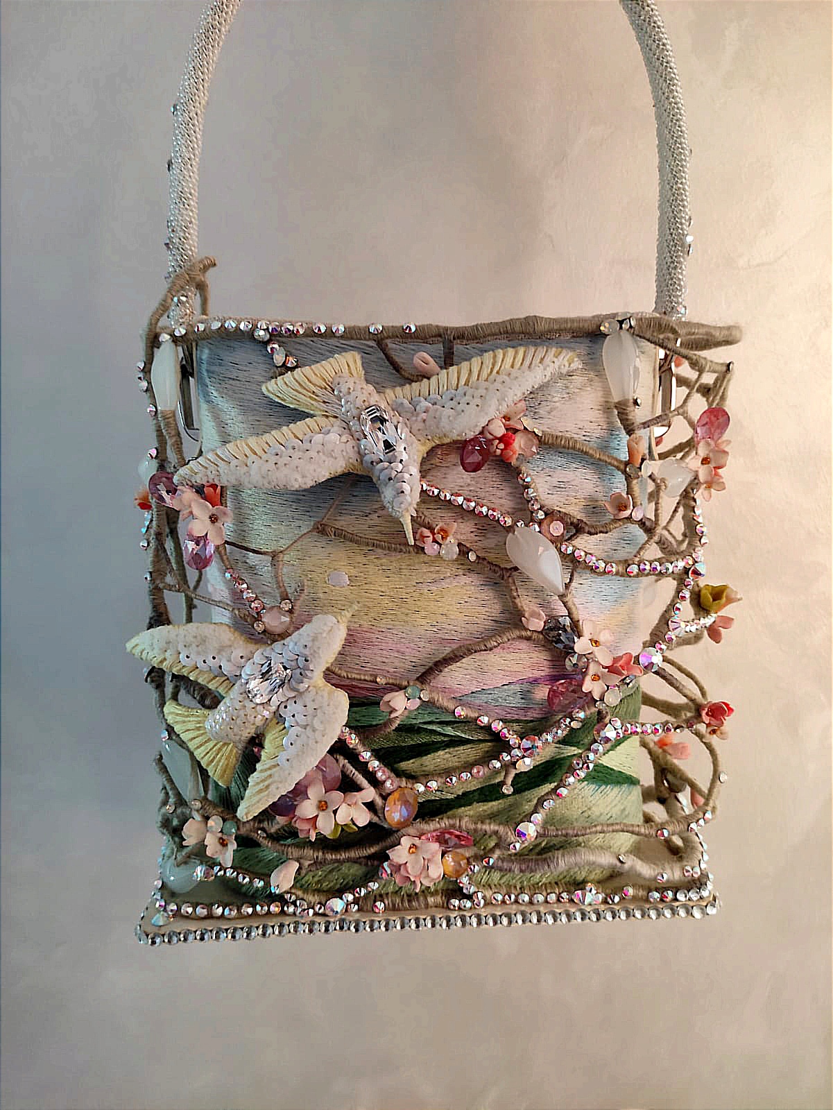 Intricate And Whimsical Hand Embroidered Felted Bags By Alena Kova (24)