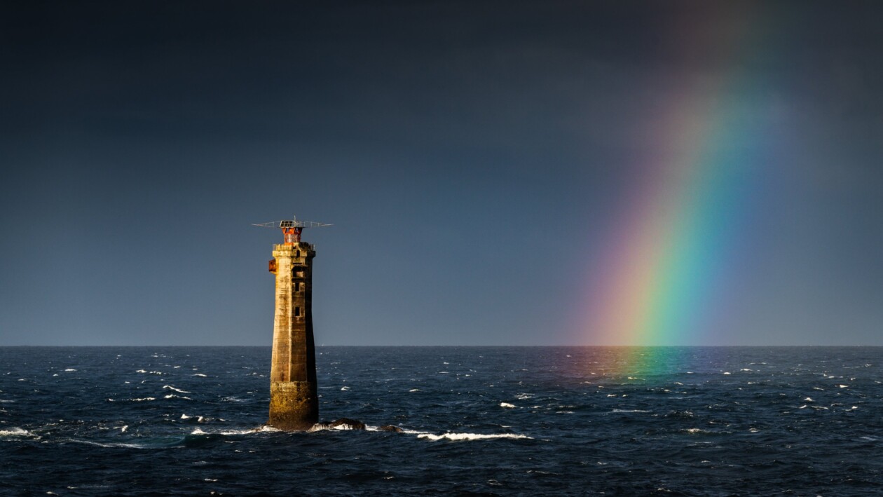 Lighthouses, A Photography Series By Aliaume Chapelle (18)