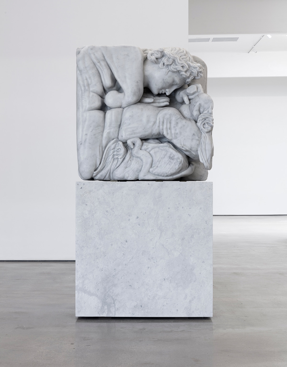 Artist Adam Parker Smith Compresses Classical Sculptures Into Small Marble Cubes (11)
