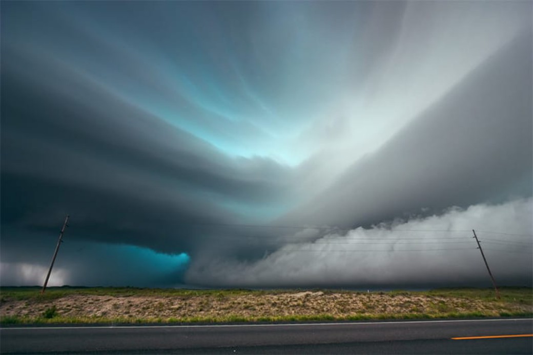 Awe Inspiring Skies By The Lens Of Extreme Storm Chaser Mike Hollingshead (3)