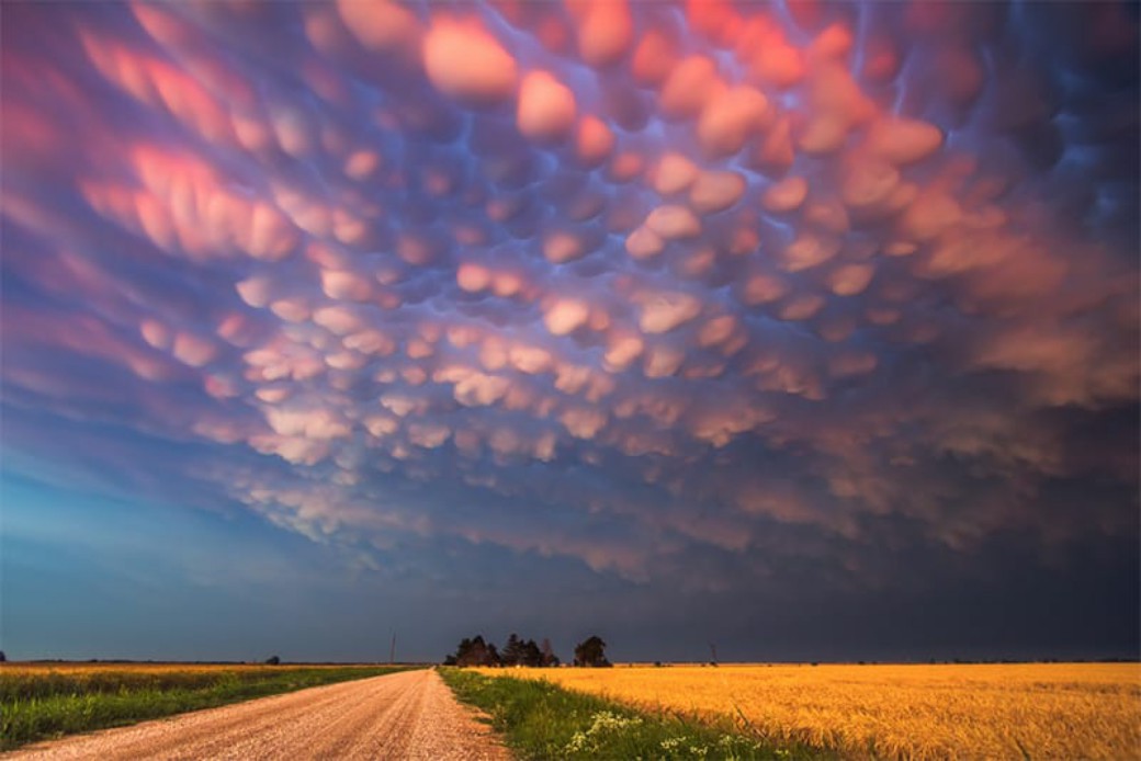 Awe Inspiring Skies By The Lens Of Extreme Storm Chaser Mike Hollingshead (5)