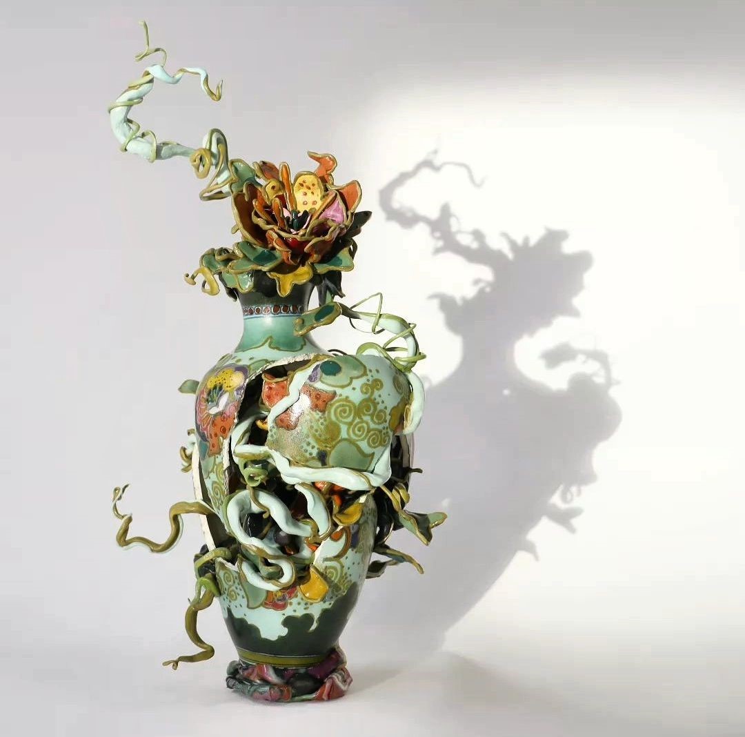 Bonsai Tree Sculptures Beautifully Bursting Through Broken Porcelain Vessels In Patrick Bergsma's Artworks (20)