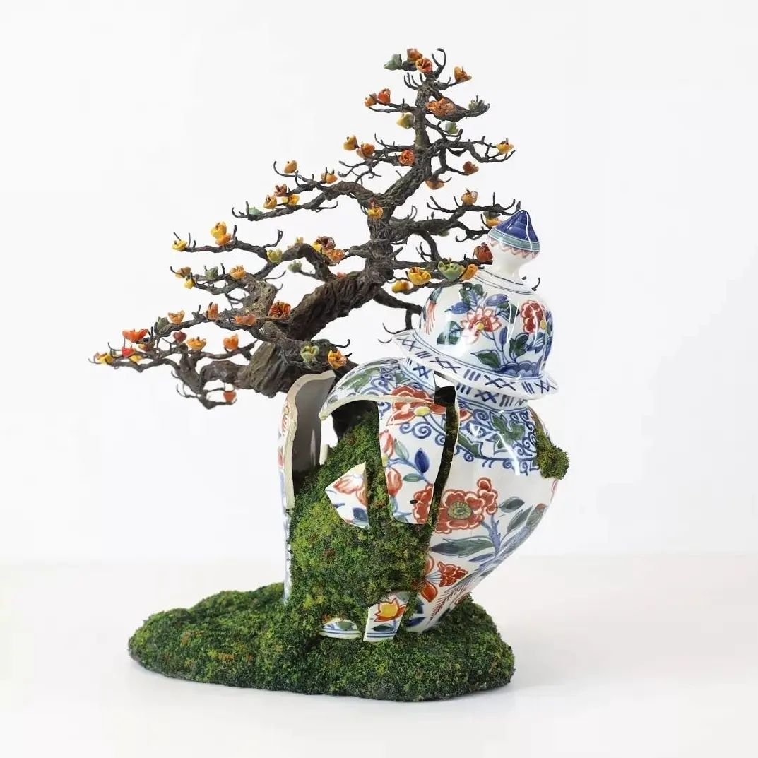 Bonsai Tree Sculptures Beautifully Bursting Through Broken Porcelain Vessels In Patrick Bergsma's Artworks (8)