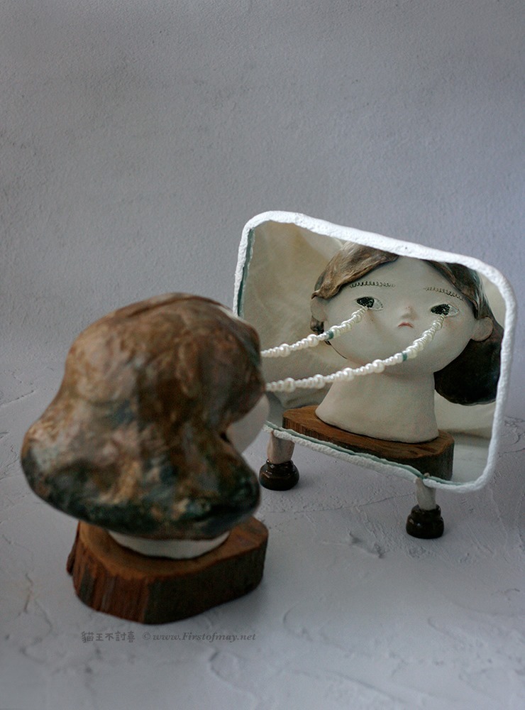 Delicate Ceramic Sculptures Of Figures Crying Pearls By First Of May Studio (9)