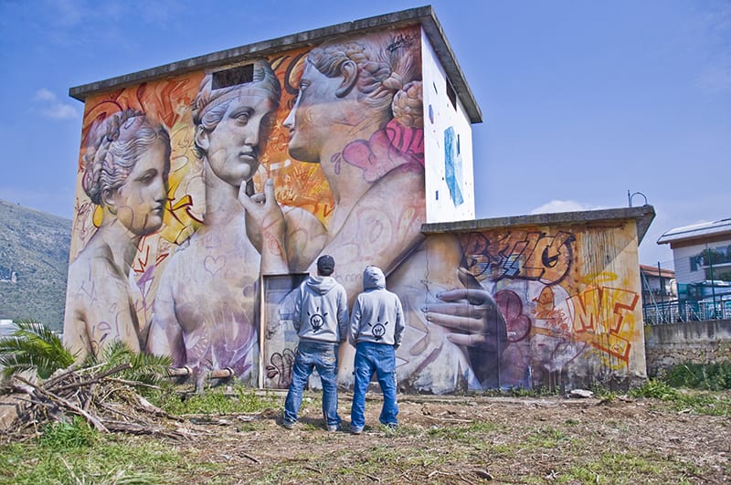Impressive Monumental Murals That Blend Classical Figures And Graffiti By Pichiavo (10)