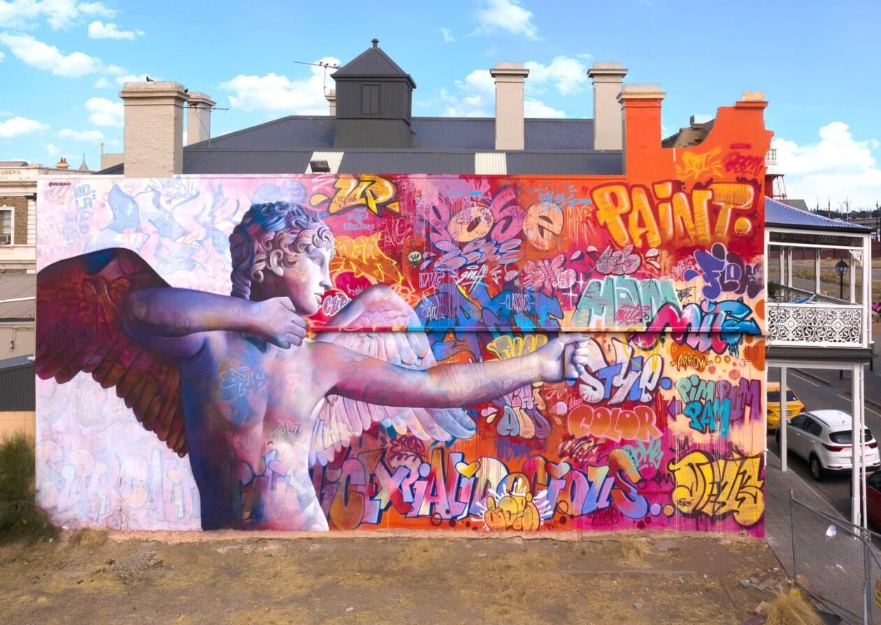 Impressive Monumental Murals That Blend Classical Figures And Graffiti By Pichiavo (2)