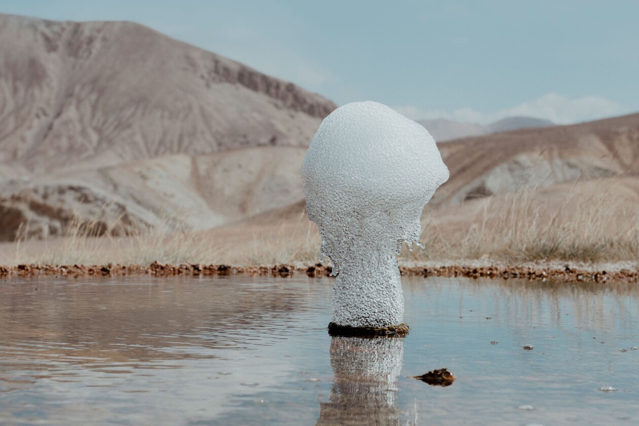Photos Of A Tiny Geyser In Tajikistan’s Pamir Mountains By Øystein Sture Aspelund (2)