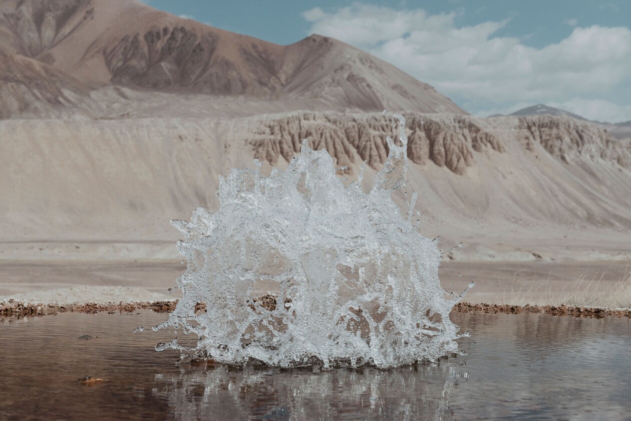 Photos Of A Tiny Geyser In Tajikistan’s Pamir Mountains By Øystein Sture Aspelund (29)