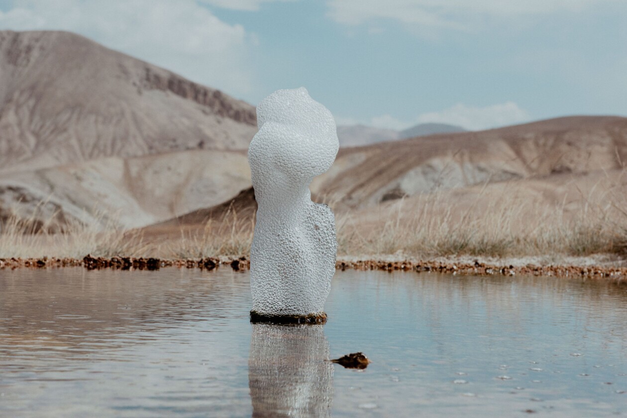 Photos Of A Tiny Geyser In Tajikistan’s Pamir Mountains By Øystein Sture Aspelund (4)