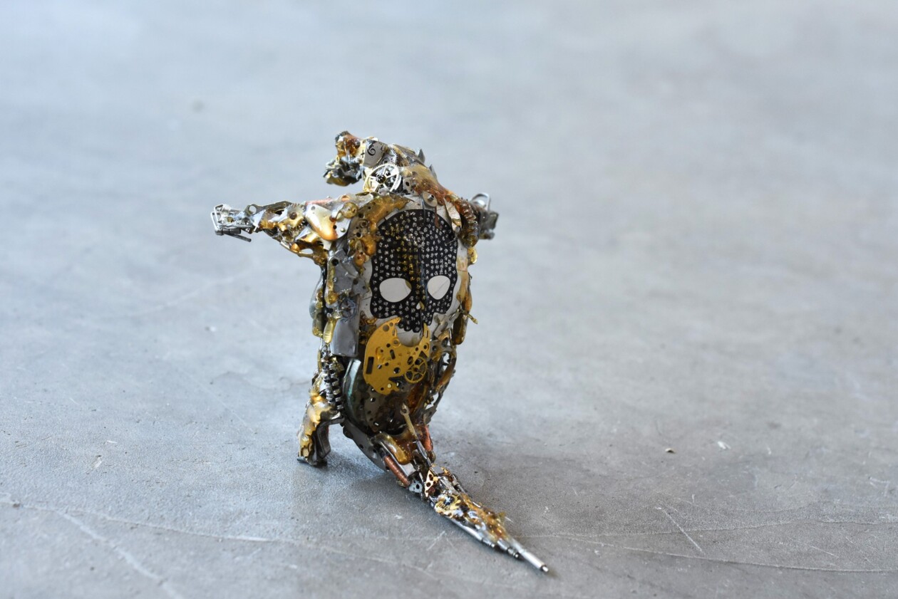 Spare Parts Of Clocks And Glasses Upcycled Into Incredible Animal Sculptures By Megane Tokei Ito (22)