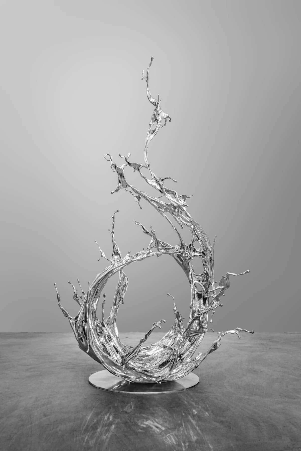Splashing Water, Stunning Fluid Shaped Metal Sculptures By Zheng Lu (7)