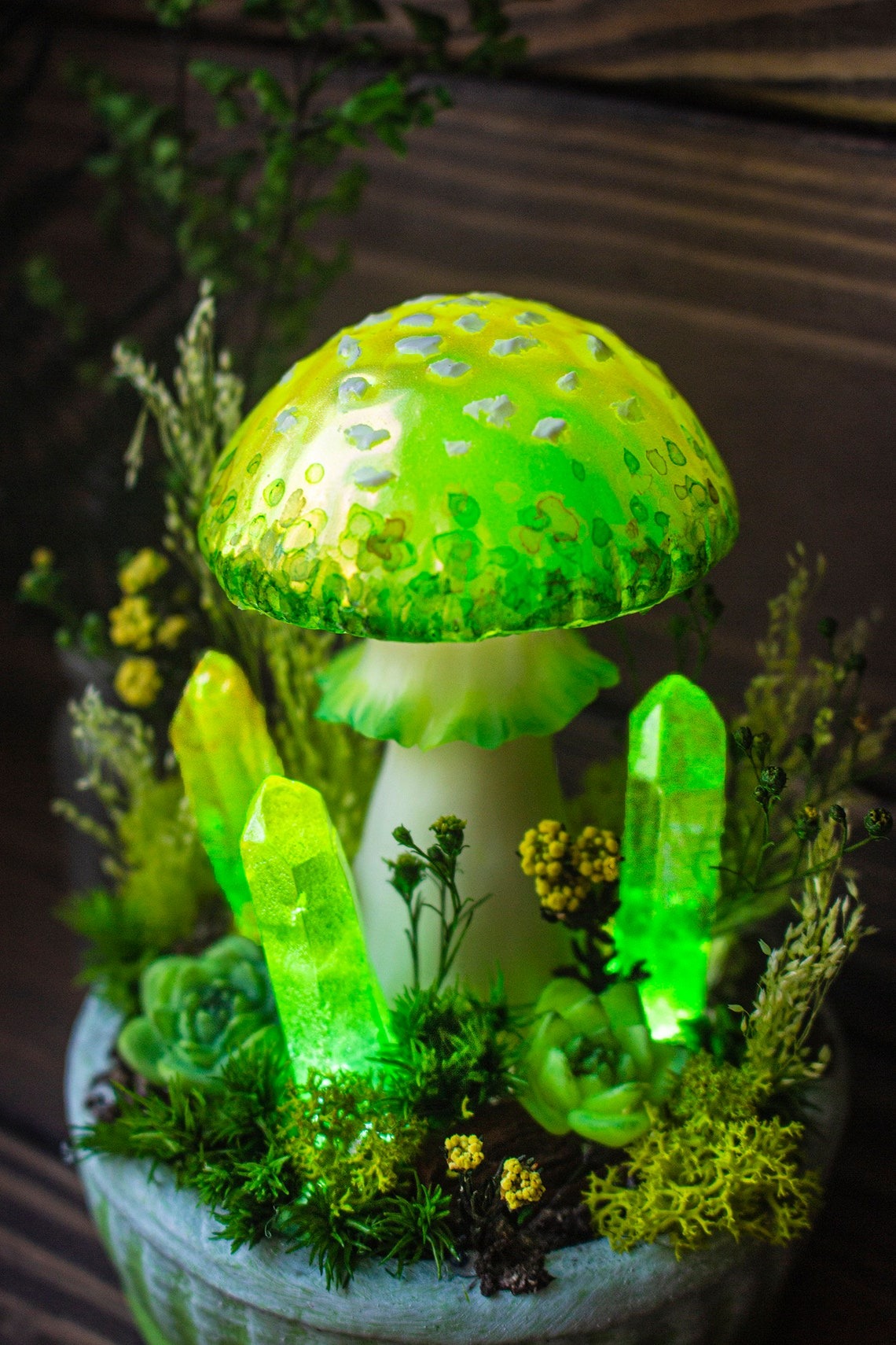 Wonderful Mushroom Lamps With Vivid Colors By Katya Sneg (14)