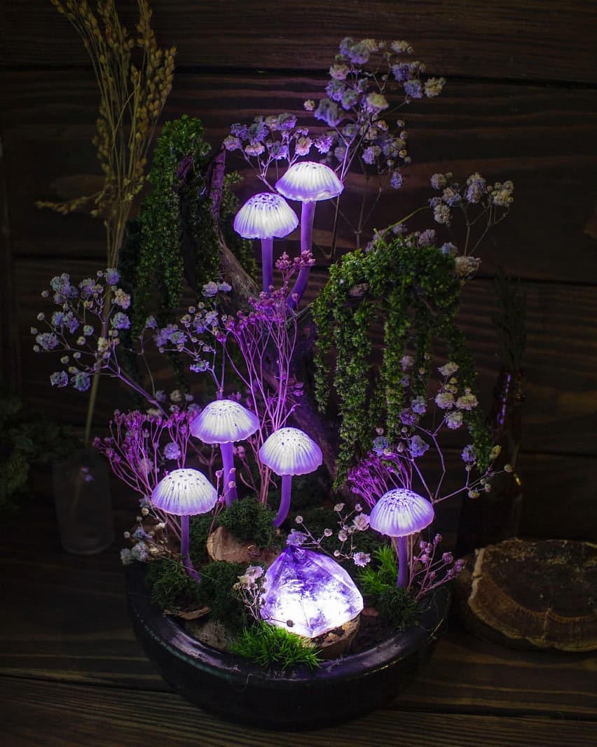 Wonderful Mushroom Lamps With Vivid Colors By Katya Sneg (17)