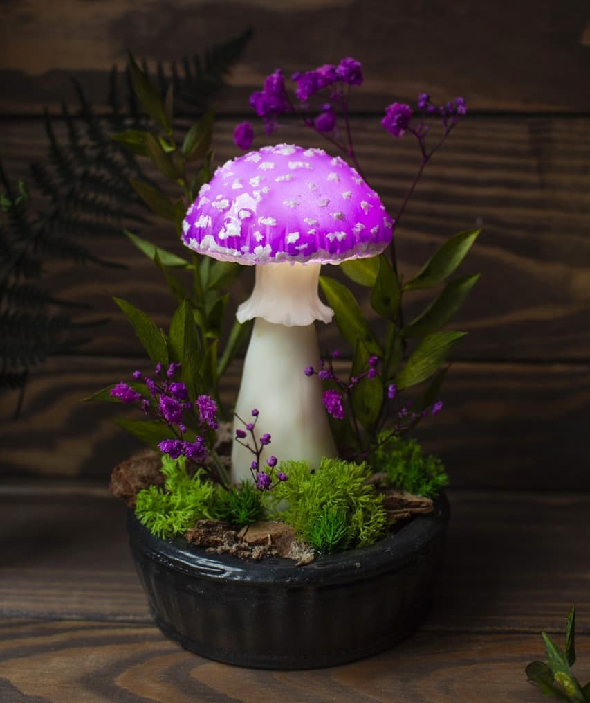 Wonderful Mushroom Lamps With Vivid Colors By Katya Sneg (19)