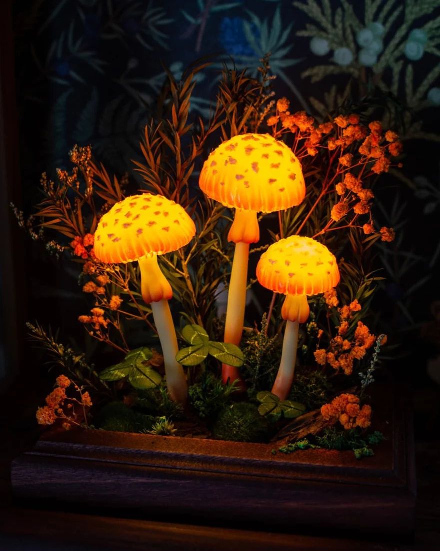 Wonderful Mushroom Lamps With Vivid Colors By Katya Sneg (4)