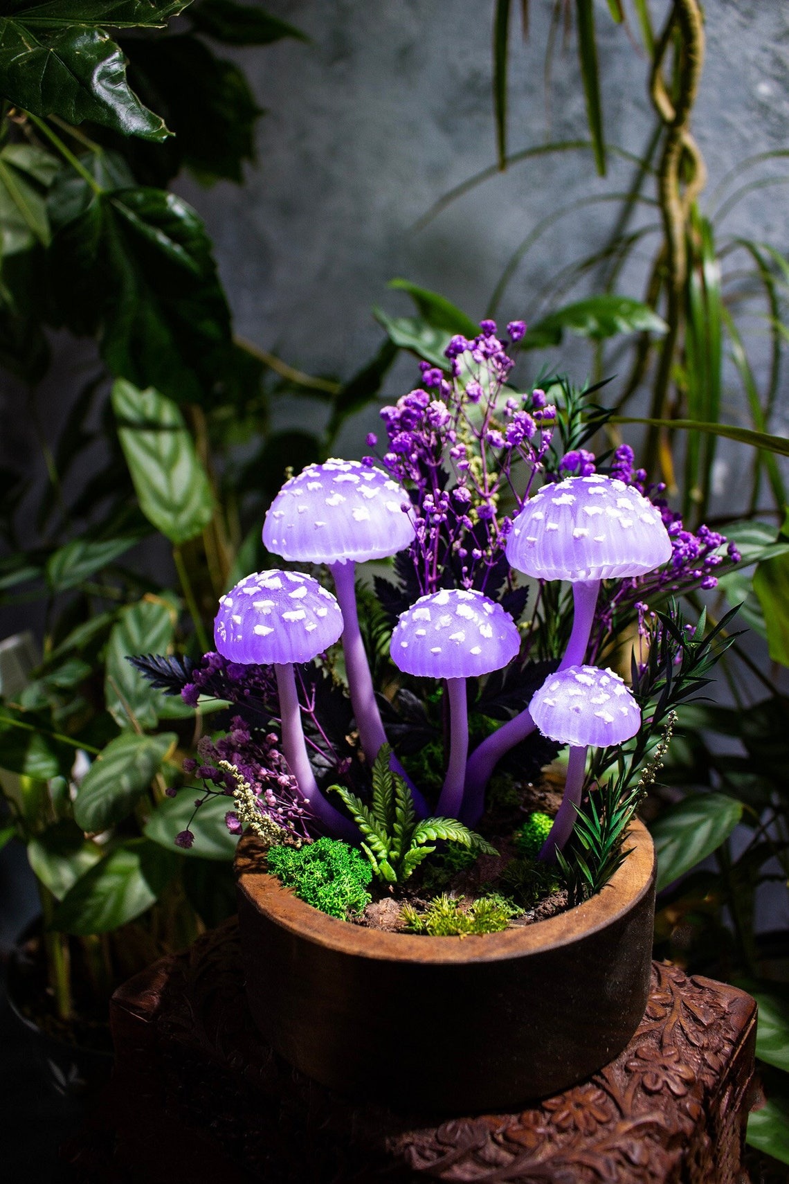 Wonderful Mushroom Lamps With Vivid Colors By Katya Sneg (8)