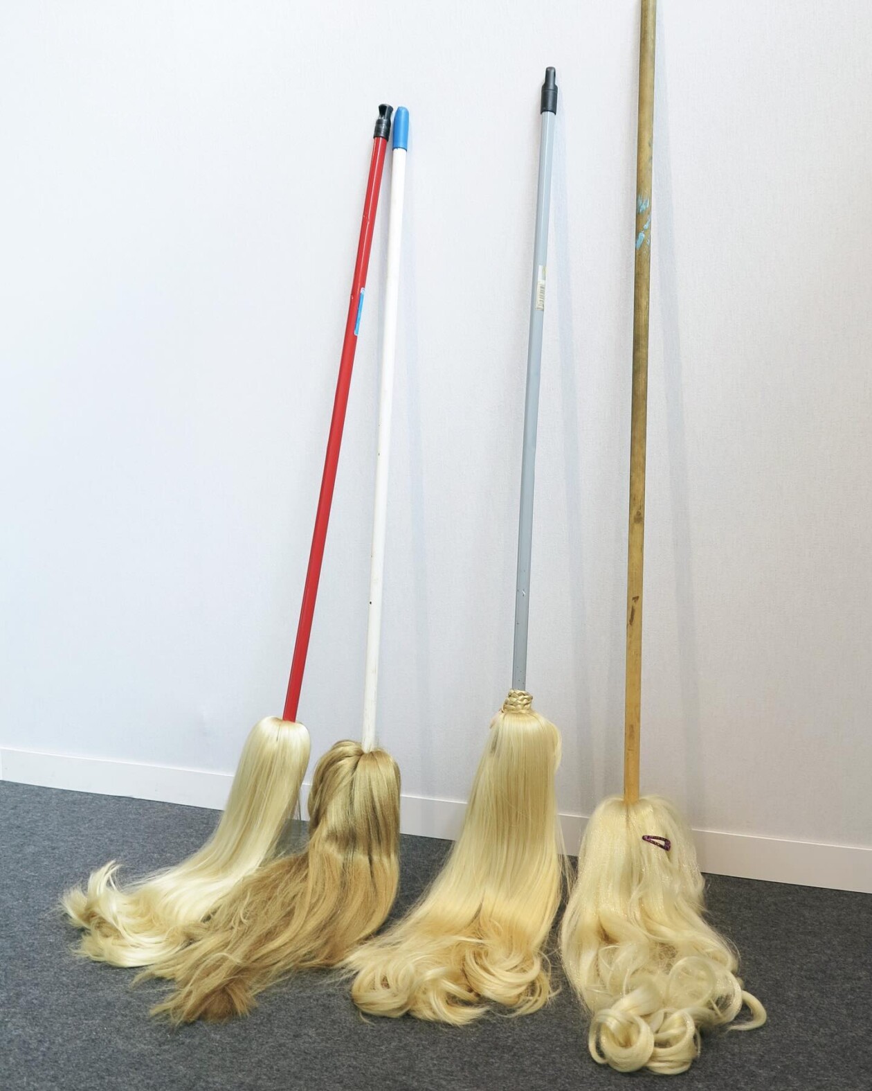 After The Waves (the Waifs) Surreal Sculptures Of Brooms With Human Hairs By Vincent Olinet (1)