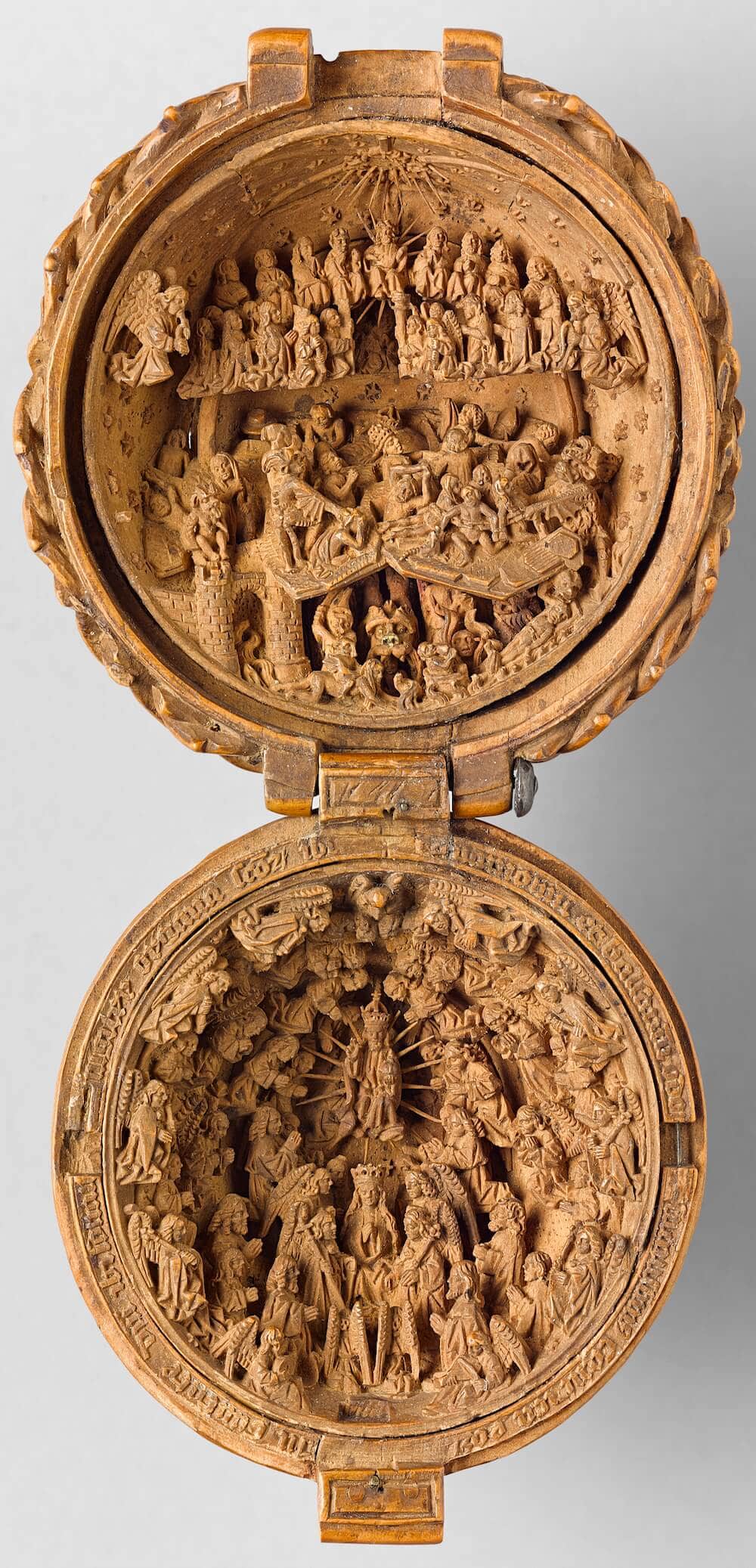 Beautifully Intricate Tiny Boxwood Carvings From The 16th Century (2)